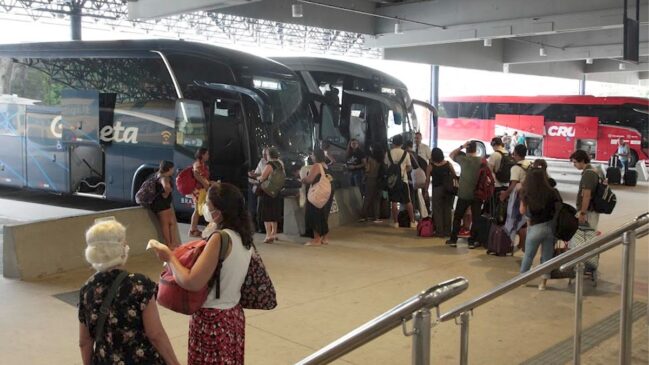 Viagens partindo da rodoviária de Santos custam a partir de R$ 40