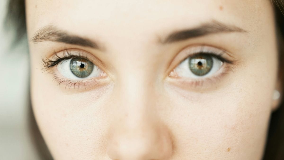 O problema é mais comum entre mulheres: 35% dos casos registrados no estudo da Faculdade de Medicina de Ribeirão Preto envolvem o público feminino. Unsplash/JC Gellidon