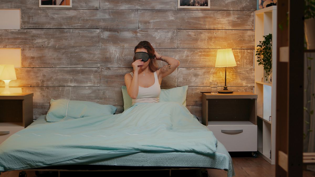 Ambiente escuro, temperatura amena e estímulos relaxantes ajudam o corpo a entender que é hora de descansar/ DC Studio/Freepik