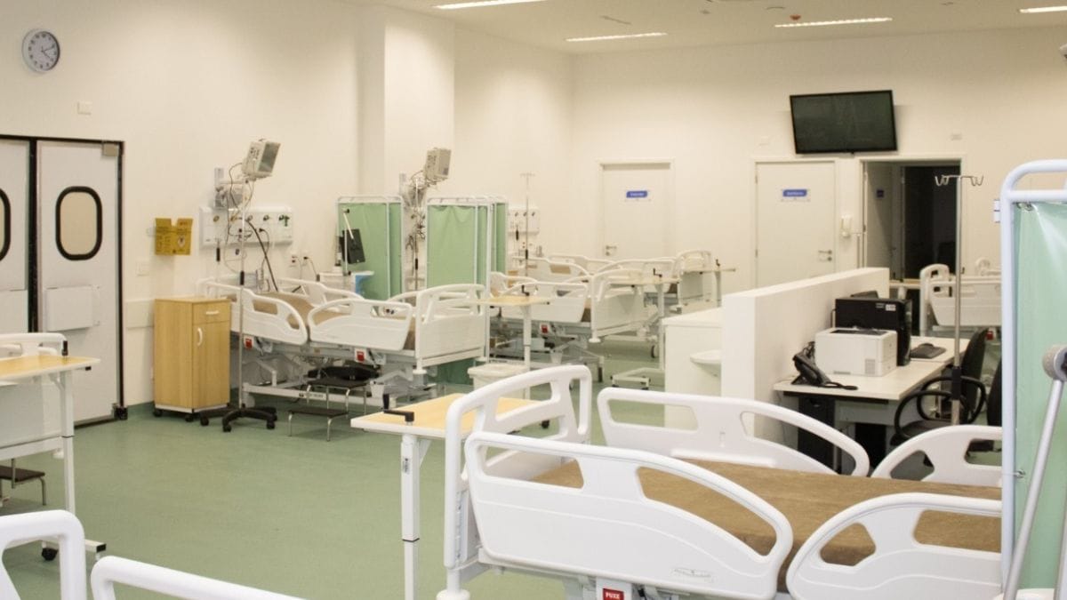 Principal símbolo da reestruturação da saúde municipal, o Hospital do Vicentino conta com cerca de 100 leitos e foi peça-chave para provar ao Governo Federal a alta capacidade de atendimento da cidade/ Divulgação