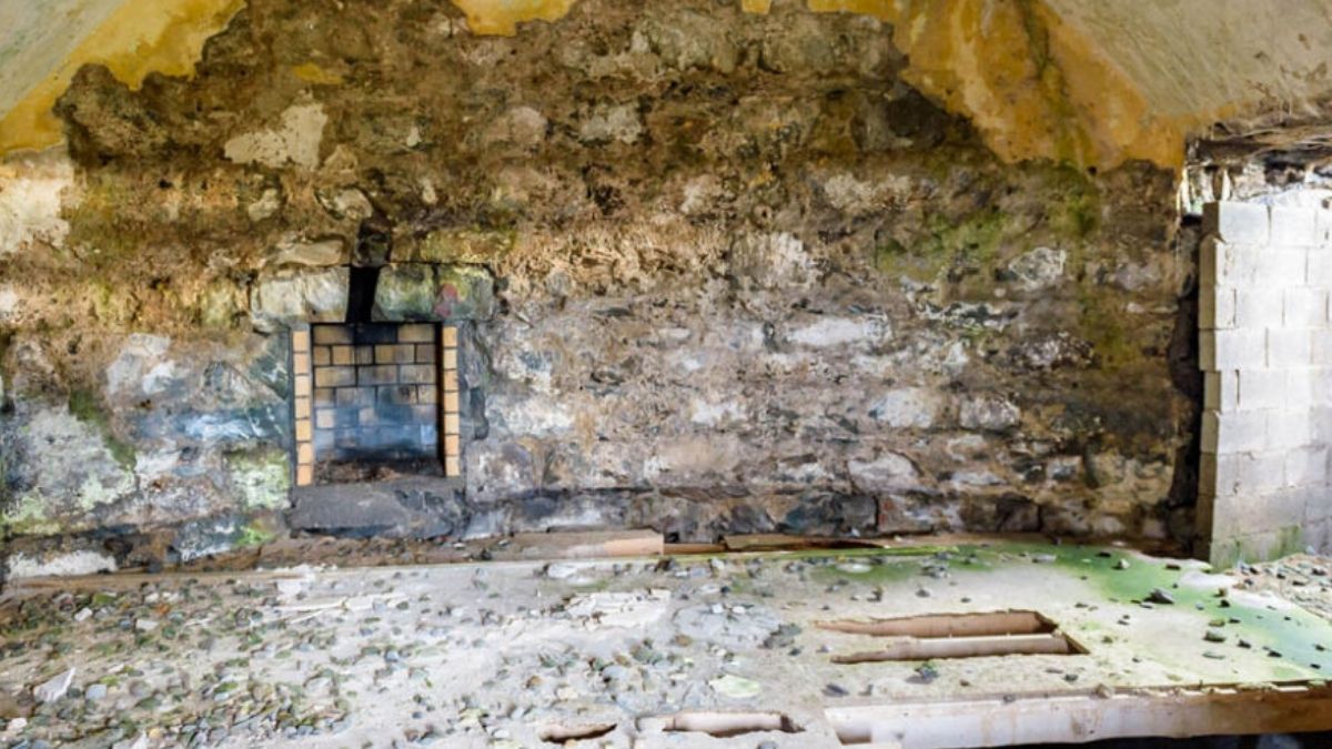 Raridade histórica: das 78 torres Martello erguidas na Irlanda no século XIX, apenas 20 ainda existem a de Balcarrick é uma delas. / Torre Martello de Balcarrick