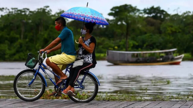 Em Afuá é proibido andar de carro, moto ou outros veículos motorizados