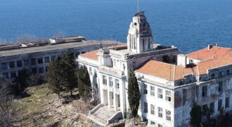 Após mais de uma década de impasses, o governo búlgaro finalmente deu sinal verde para a revitalização total da ilha, que promete ser o 'centro da civilização do Mar Negro'