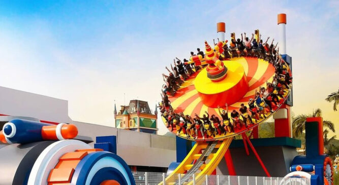O 'Spin Blast', também conhecido como 'Disko', é uma das atrações radicais do parque