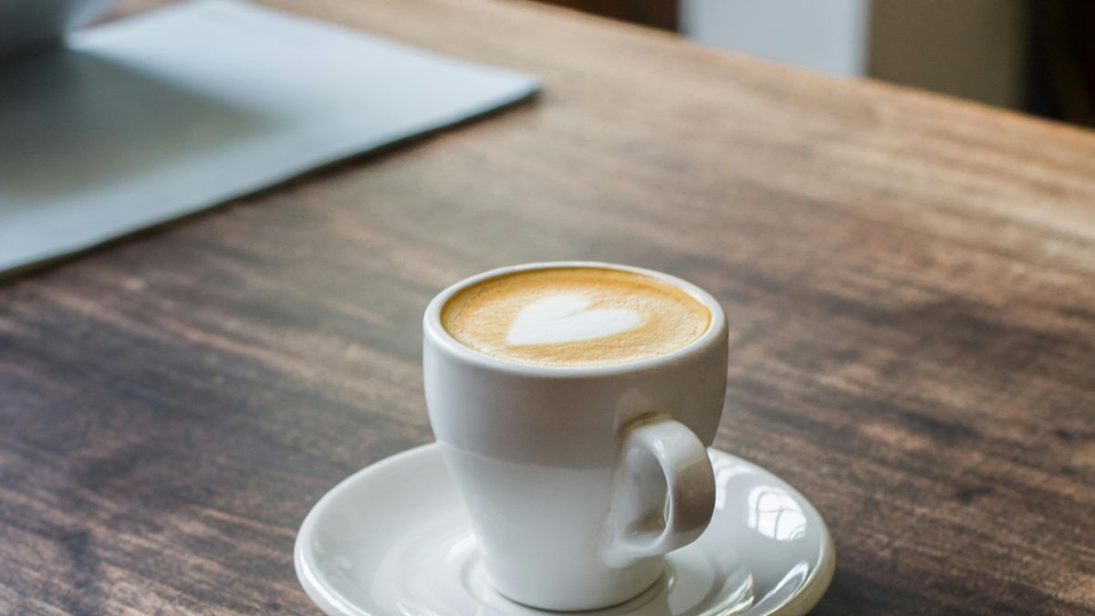 Você sabia que o café filtrado é o melhor para a saúde? O filtro retém substâncias que podem elevar o colesterol ruim/Pexels