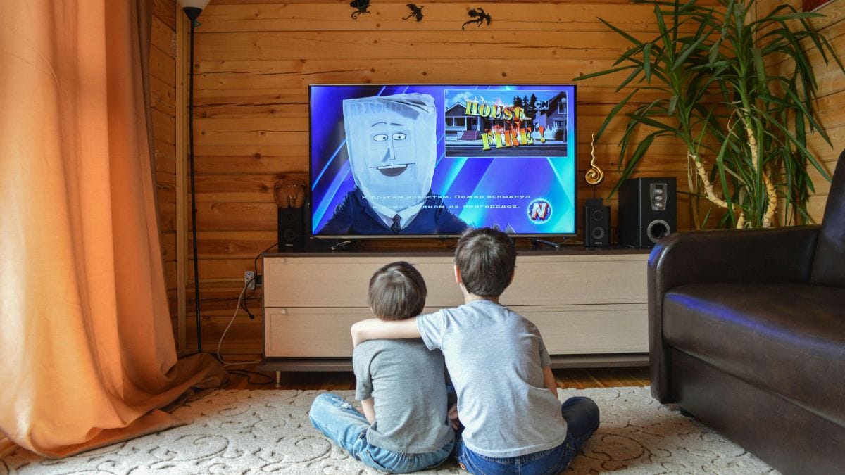 O Brasil se consolida como um dos maiores mercados para o streaming gratuito. Com o crescimento do +SBT e dos canais gratuitos do Globoplay, o espectador agora tem acesso a dezenas de opções temáticas sem gastar nada por mês/Pexels