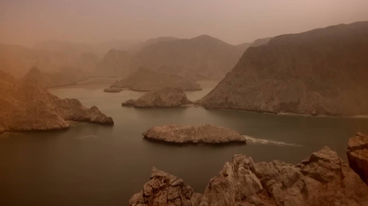 NASA encontra sinais de erosão que confirmam fluxo intenso de água em canais marcianos