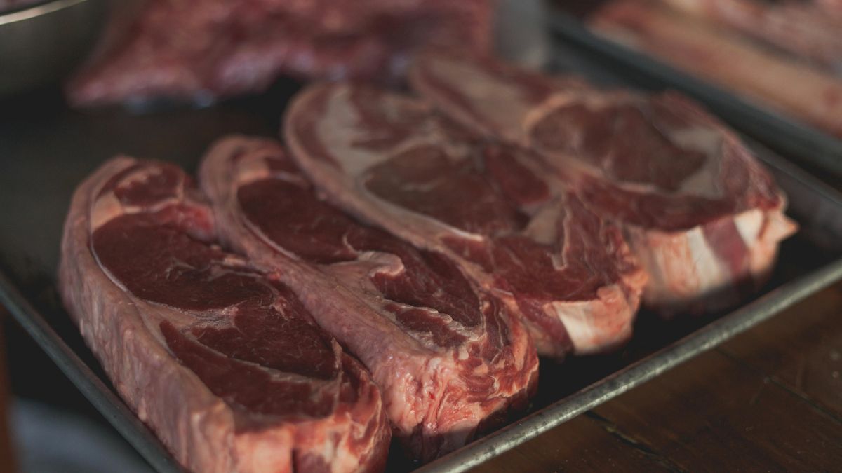Pesquisa associa consumo de proteína animal à maior probabilidade de chegar aos 100 anos/Pexels