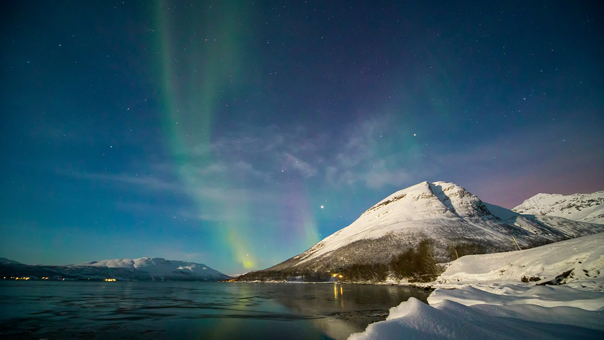 Unsplash/Lightscape