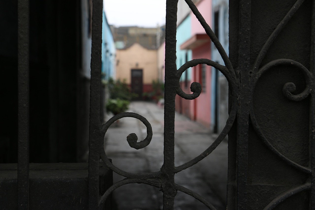 Entre o Pacífico e a Cordilheira dos Andes, Lima desafia a lógica climática e quase não vê chuva cair/Pixabay