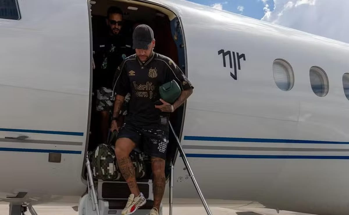 O avião da família Neymar não é apenas um meio de transporte, é um Dassault Falcon 900LX, um dos jatos executivos mais sofisticados do planeta