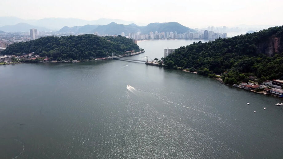 São Vicente vai além do mar: a cidade mais antiga do Brasil guarda mirantes, parques ecológicos e muita história viva/Divulgação