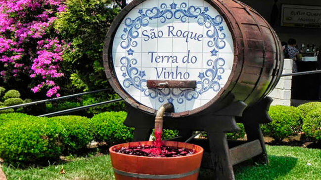 Visitável durante todo o ano, a cidade de São Roque reúne clima agradável, natureza preservada, hospedagens acolhedoras e um dos roteiros mais tradicionais do estado.