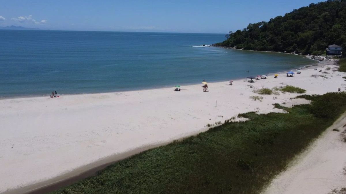 A Praia do Forte, em São Francisco do Sul (SC), ficou com a 2ª colocação no ranking, somando 93 pontos. Divulgação/Prefeitura de São Francisco do Sul