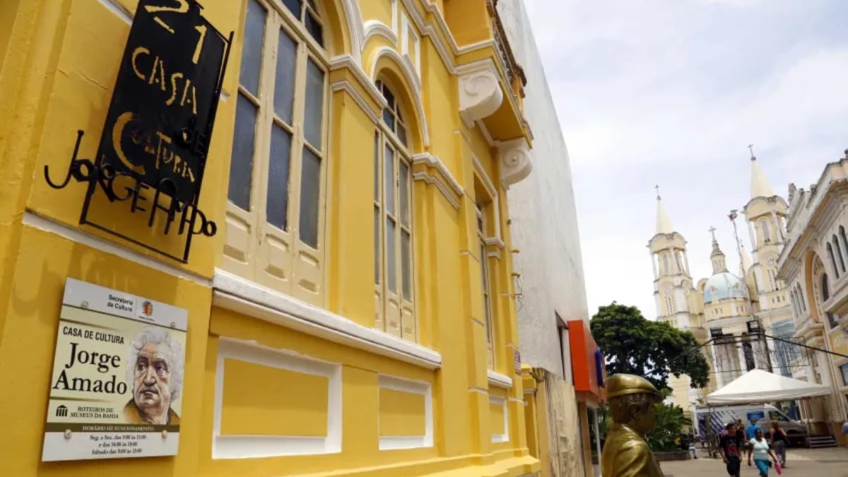 Ilhéus combina o relaxamento de praias de águas calmas com um mergulho profundo na história literária e econômica do Brasil / Reprodução/Prefeitura Ilhéus/Secom