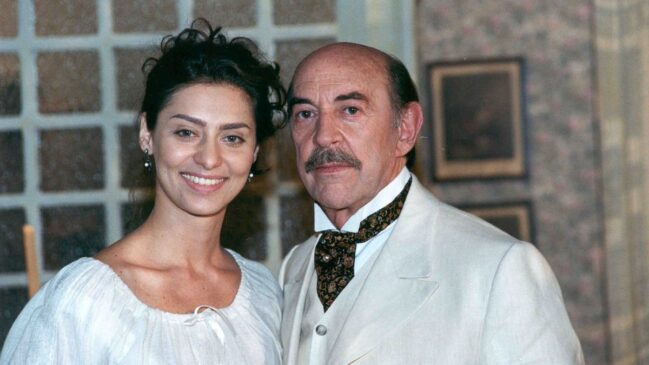 Francesco (Raul Cortez) e Paola (Maria Fernanda Cândido)