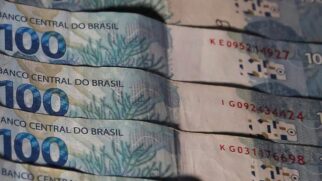 Para ser enquadrado na classe média alta hoje, é preciso observar fatores que vão além do salário bruto