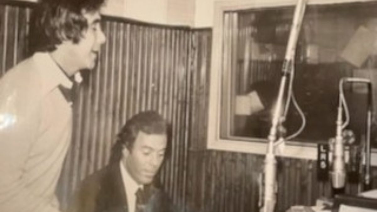 Considerado o artista latino mais bem-sucedido de todos os tempos, Julio Iglesias já vendeu mais de 300 milhões de discos em 14 idiomas ao longo de sua trajetória musical/Instagram