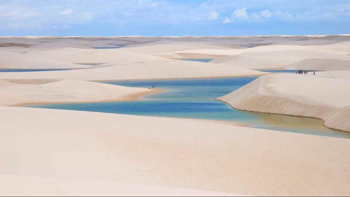 O Parque Nacional dos Lençóis Maranhenses oferece uma das paisagens mais deslumbrantes do globo / Divulgação