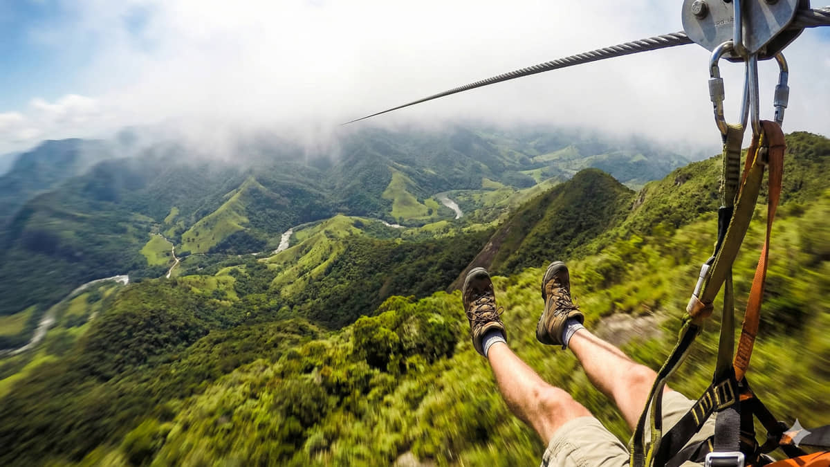 A descida pode levar mais de 3 minutos, dependendo de alguns fatores em sinergia