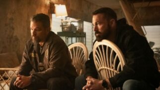 Matt Damon e Ben Affleck estrelam o longa 'Dinheiro Suspeito'