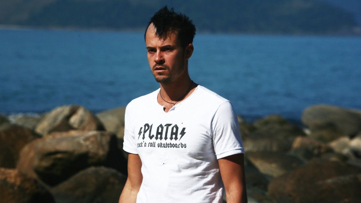 Paulo Vilhena em cena de 'O Magnata', que teve suas gravações acontecendo em Santos