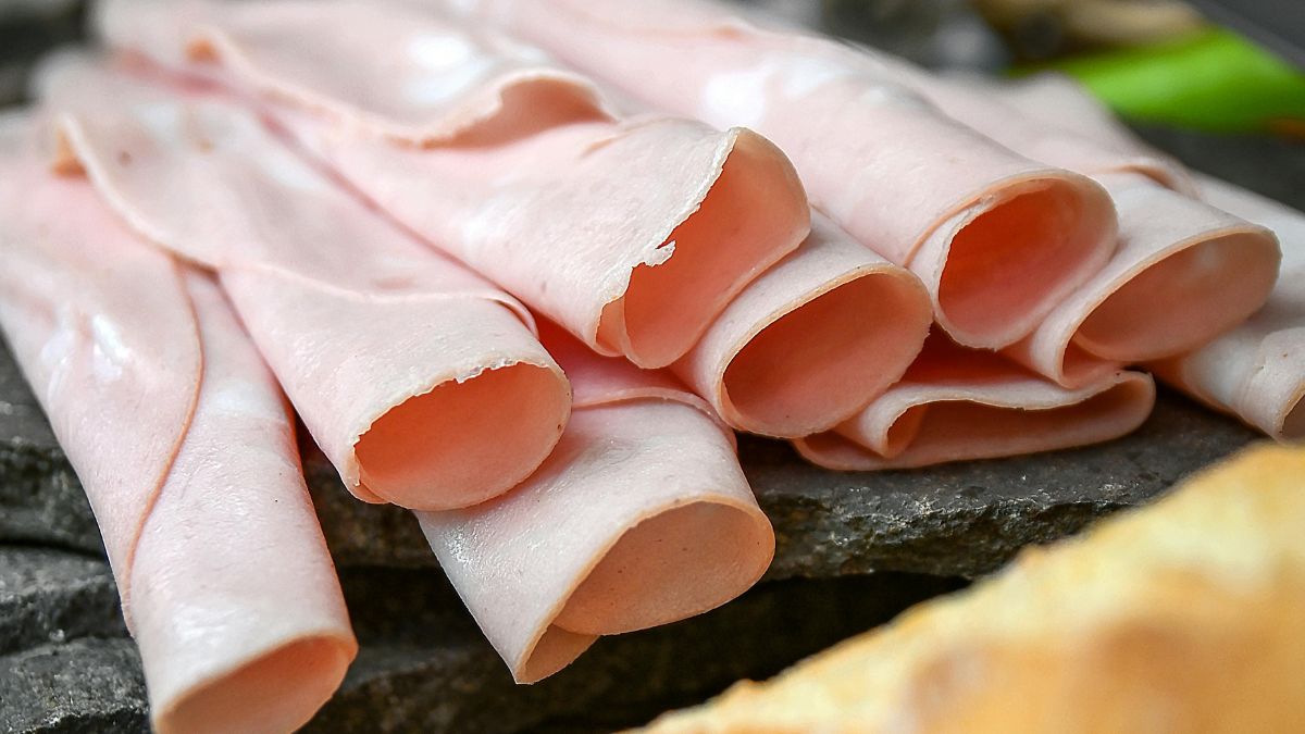 O presunto e outras carnes processadas estão na mesma categoria cancerígena do cigarro
