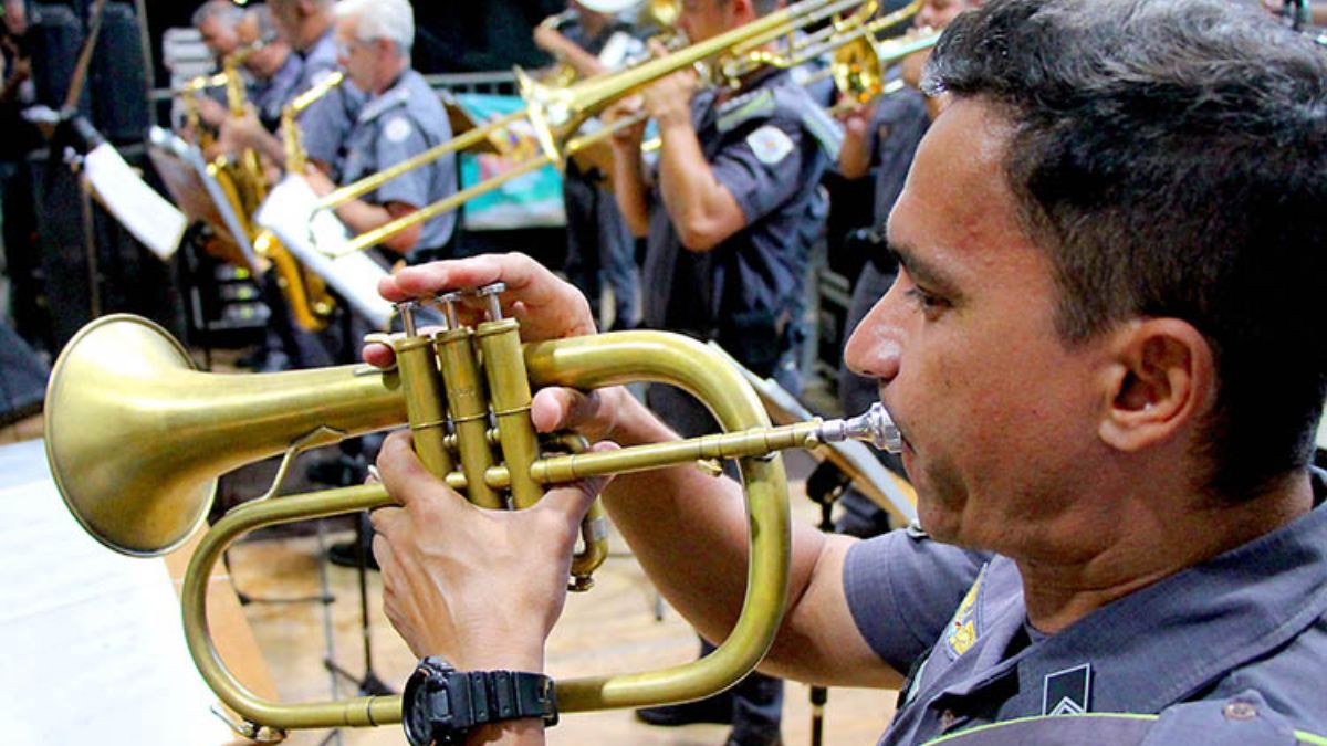 A orquestra do Corpo Musical da Polícia Militar de São Paulo desembarca em Itanhaém