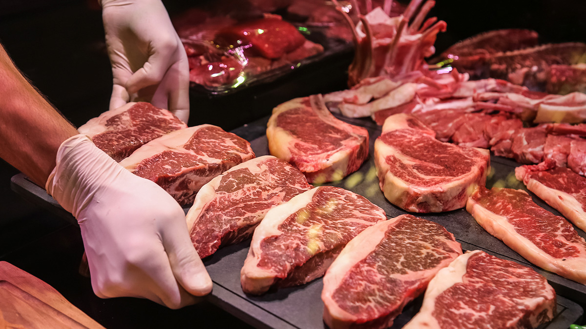 Quando se fala em consumo de carne, muita gente aposta no Brasil, nos Estados Unidos ou na Argentina.