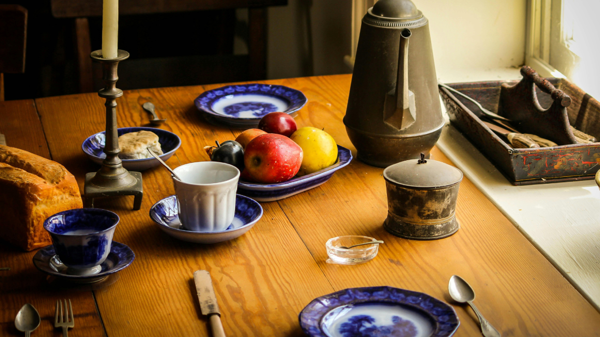Louças antigas não são a melhor escolha para o uso diário