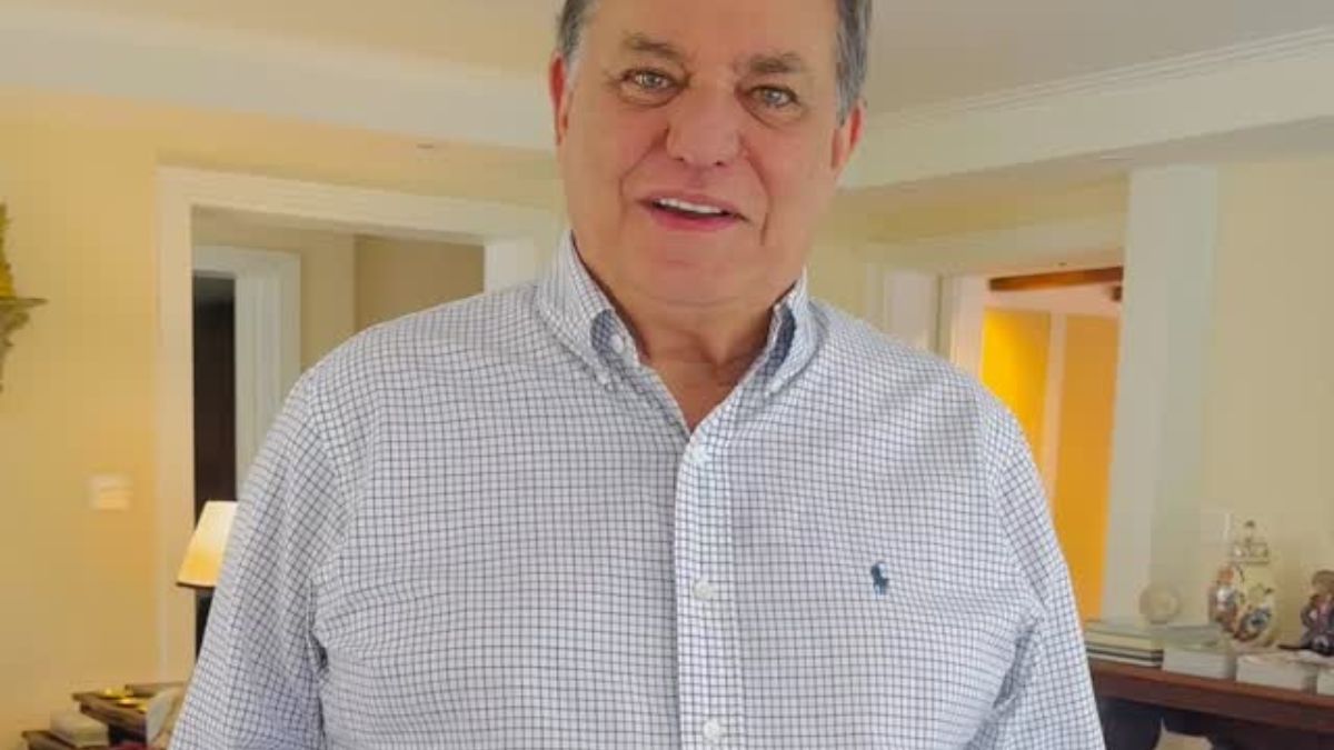 Cantor de sucessos psicodélicos e românticos Ronnie Von é considerado um ícone da cultura pop nacional/Instagram