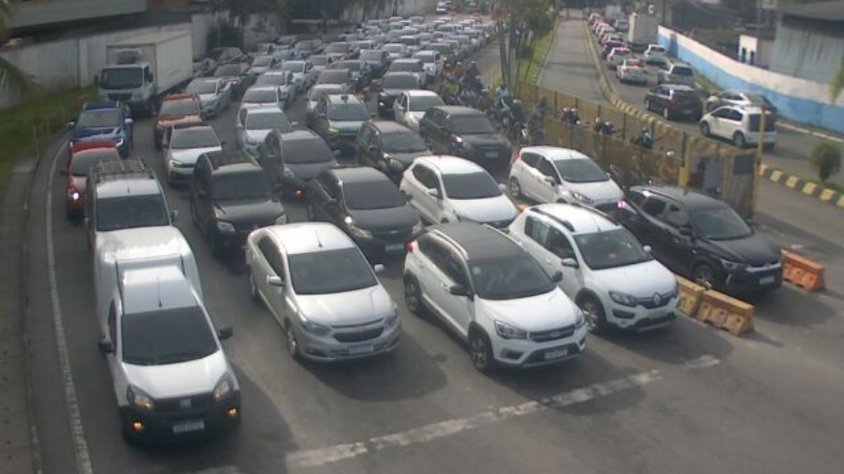 A fila de balsas está com cerca de 50 minutos de espera