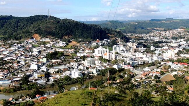 Essa cidade do interior é conhecida por ser responsável pela produção de 30% da cebola no Brasil