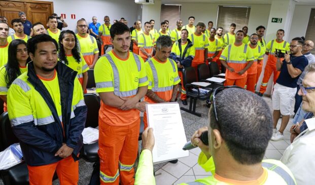 A chegada dos novos estivadores que inclui três mulheres faz parte de um movimento estratégico de 'oxigenação' e renovação da mão de obra portuária