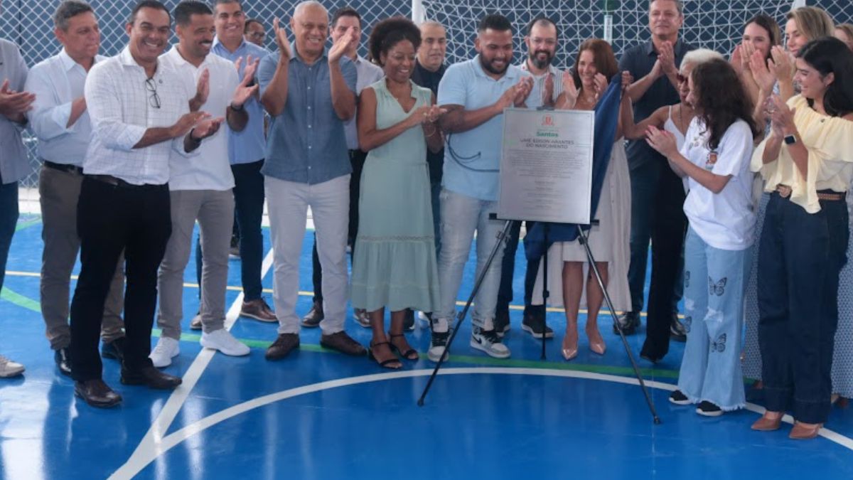 Os ex-jogadores Manoel Maria, Lalá e Negreiros prestigiam o evento em memória ao companheiro de equipe e ícone mundial do futebol. /Divulgação