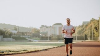 Para dar os primeiros passos na corrida, você precisa de muito menos do que imagina