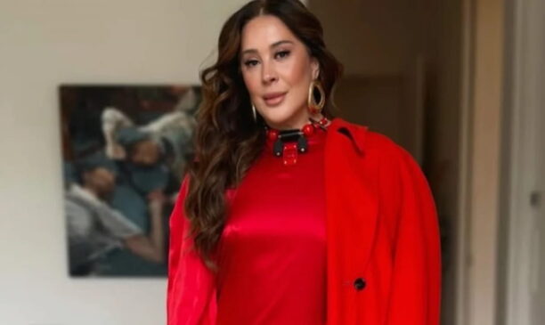 O episódio ocorreu enquanto Claudia, então com apenas 13 anos, estava sob os cuidados de um coreógrafo de confiança da família