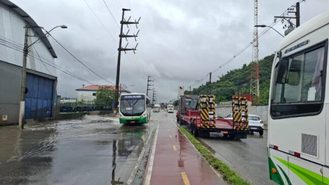 Para os próximos dias, a previsão também é de chuva