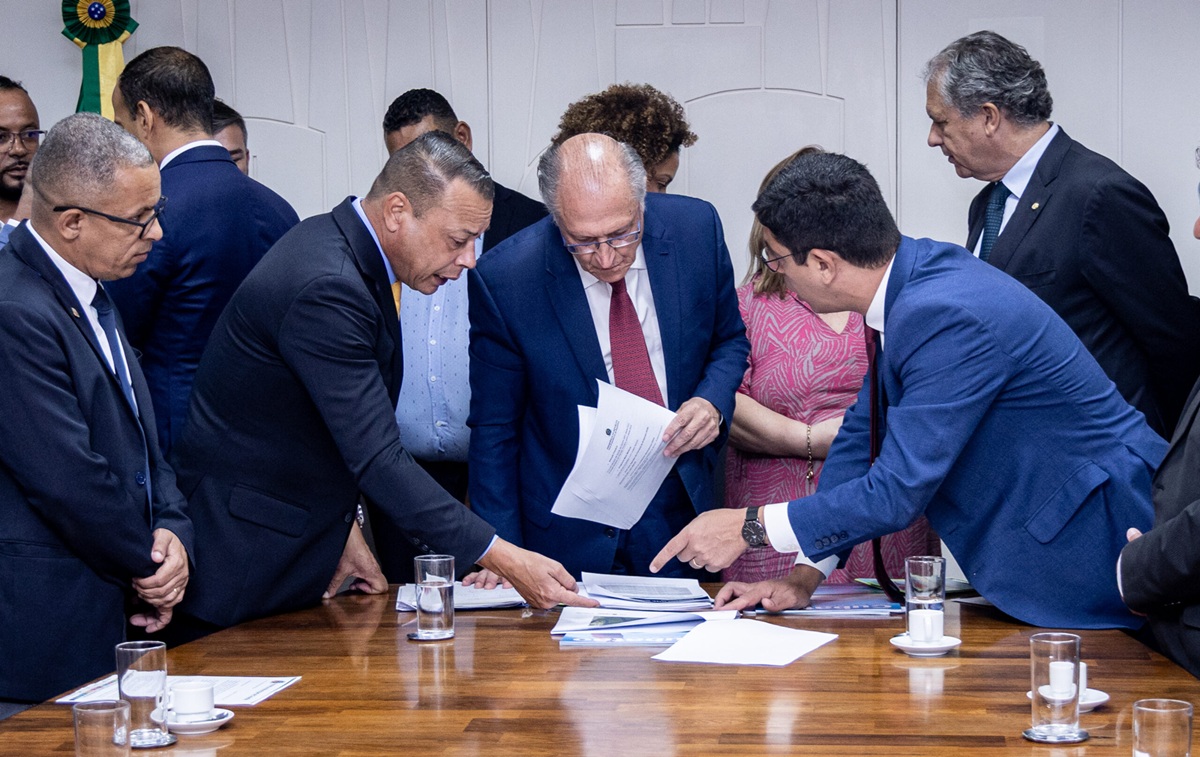 Anúncio ocorreu durante audiência com o prefeito de Cubatão, César Nascimento
