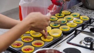 A Prefeitura de Bertioga está com inscrições abertas para o curso de docinhos para festa