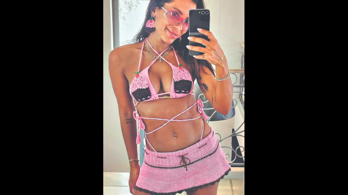 A sobreposição acompanha a lógica atual da moda, que privilegia personalização e reaproveitamento / Reprodução/Instagram