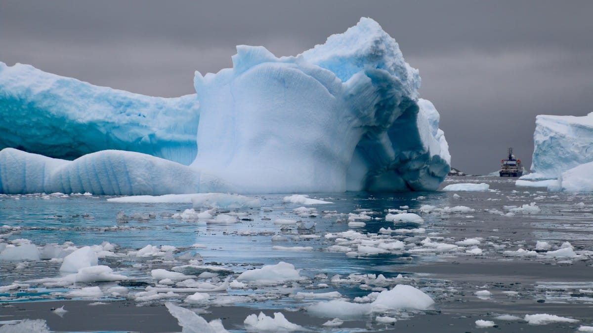 Não é só gelo: de vulcões ativos a lagos subglaciais, os mistérios do sul do mapa são fascinantes. / Pixabay