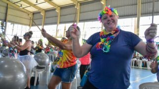 Quatro unidades do Programa Conviver realizaram festas de Carnaval em Praia Grande