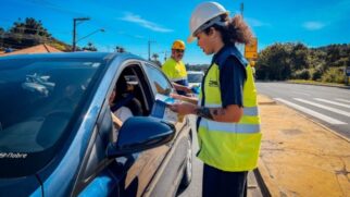 CNL realiza uma força-tarefa de orientação para motoristas que circulam pela Baixada Santista e Alto Tietê