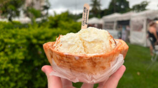 O Coco do Bem viralizou ao apostar em uma proposta que chama atenção pela apresentação e pelo sabor.