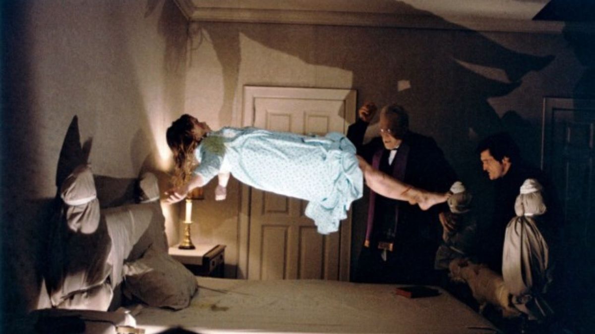 A produção fazia pessoas enfrentarem filas de três horas para conferir a obra de Friedkin nos cinemas daquela época (Warner Bros Pictures/Divulgação)