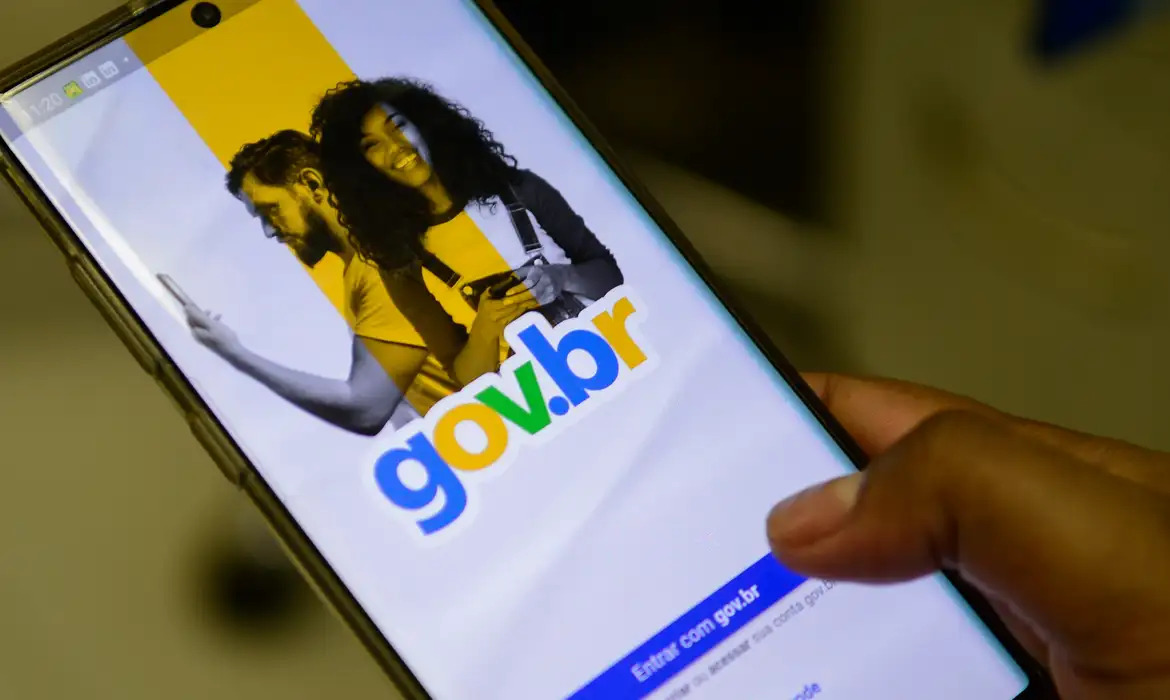 O governo disponibiliza ferramentas digitais para que você não fique na mão - Agência Brasil
