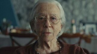 Fernanda Montenegro em cena do longa 'Ainda Estou Aqui'