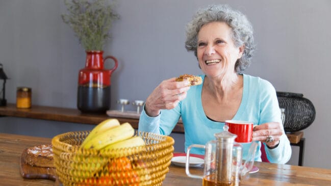 O estudo acompanhou 7.914 participantes com 65 anos ou mais