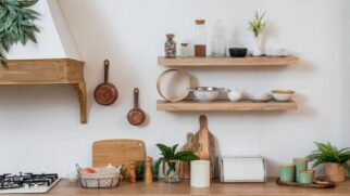 A tendência reflete uma nova lógica: menos excessos, mais funcionalidade e cozinhas pensadas para o uso real do dia a dia